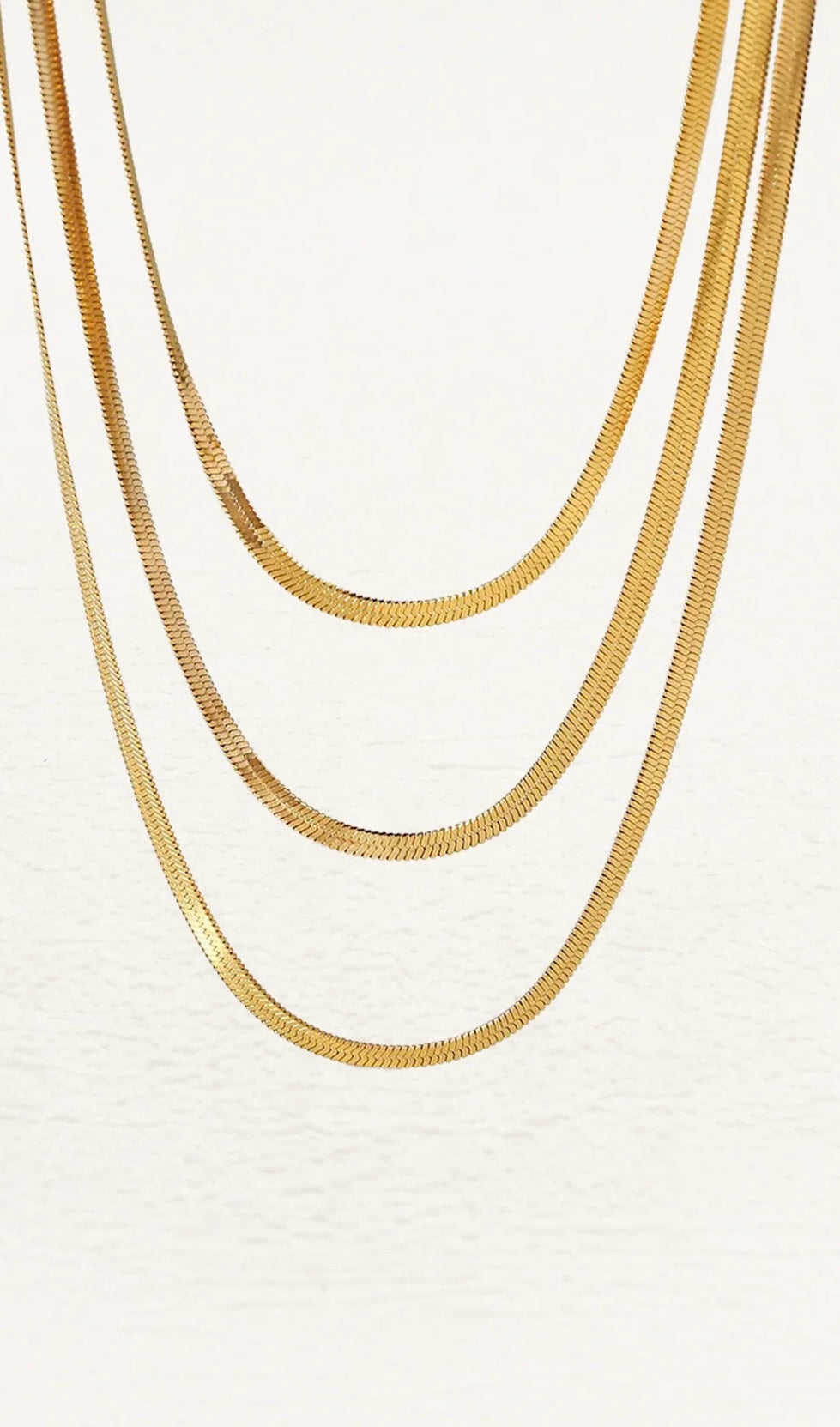 IRINA 3-LAAGSE SNAKE CHAIN KETTING GOUD