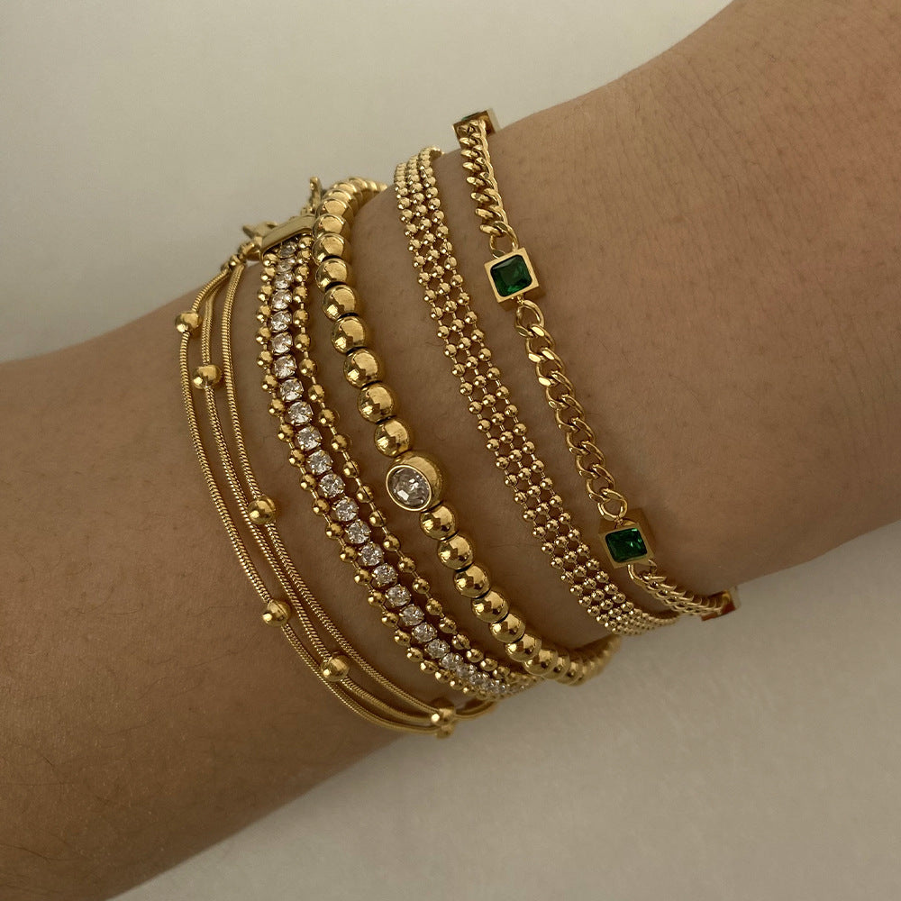 Gold chain bracelet